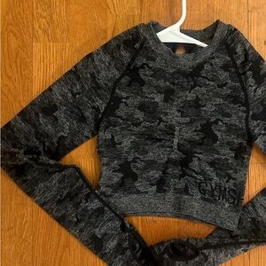 Gymshark long sleeve crop top